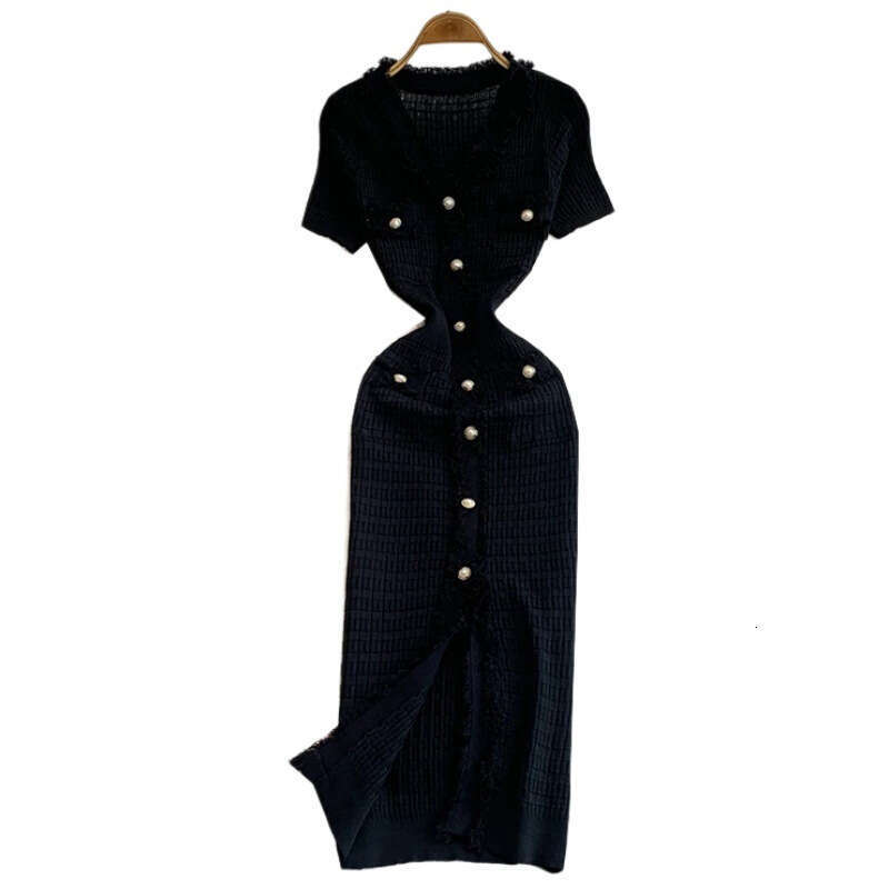 2026 Spring and Summer New Designer European and American Elegant V-neck Slim fit Short Sleeve Split Knitted Dress
