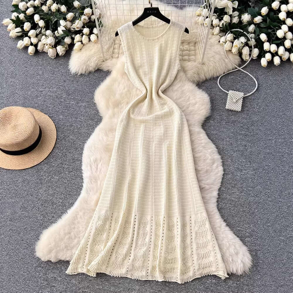 2026 Spring and Summer Round Neck Waist Long Women's Slimming A-line Sleeveless Style Beaded Dress