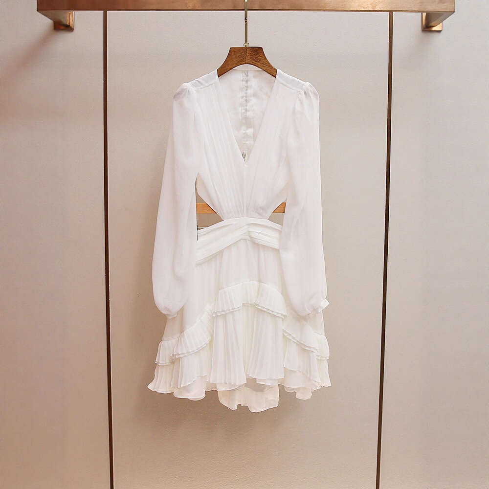 2026 designer high-end women's fashion autumn new item small fragrance sexy V-neck backless pleated patch dress