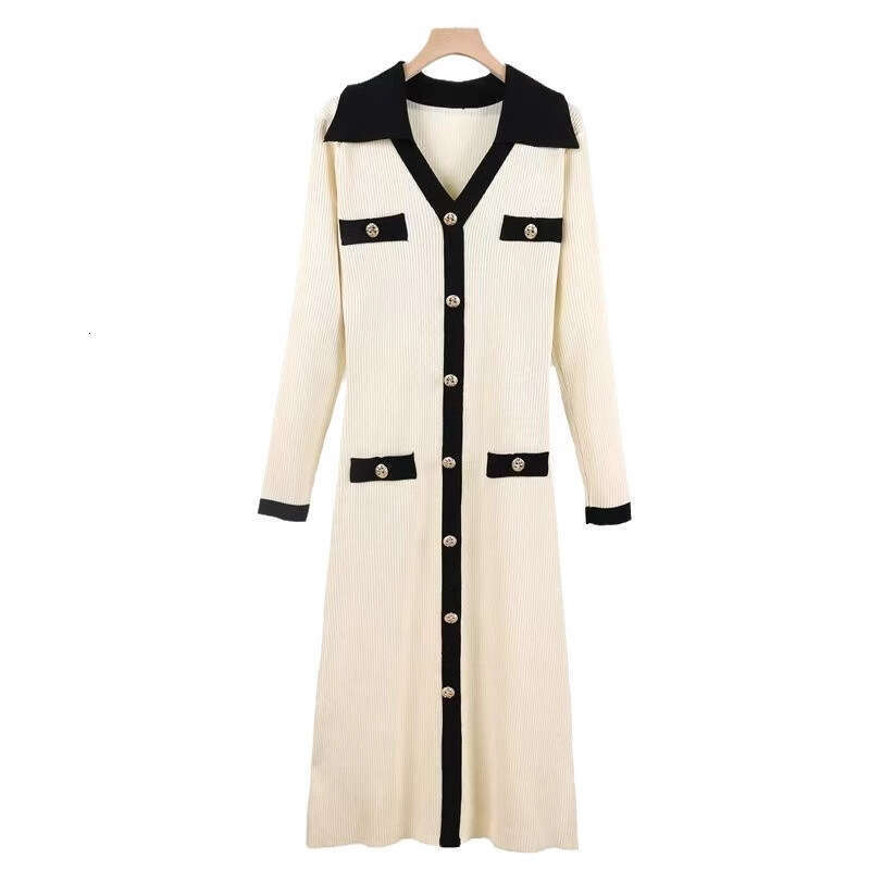 2026 autumn and winter new designer Korean fashion French V-neck single breasted slim knit dress