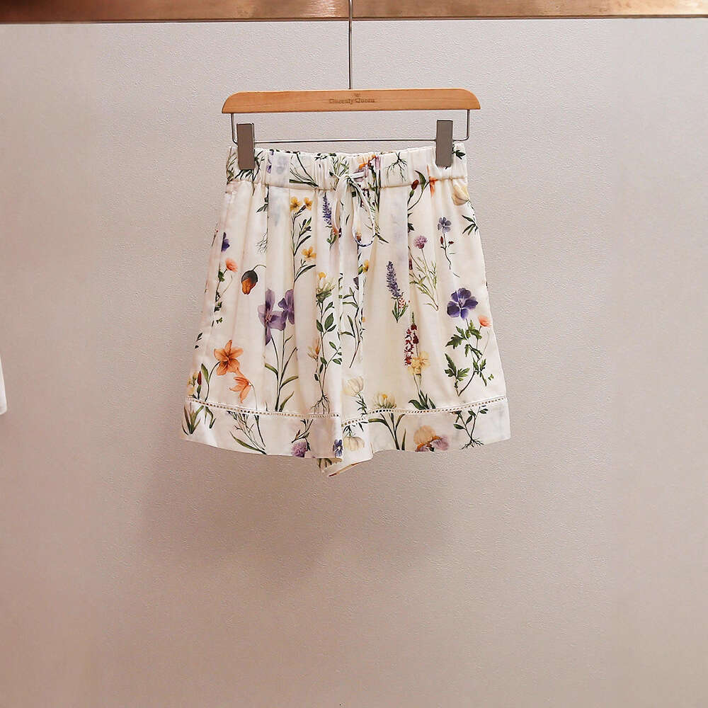 2026 designer high-end women's clothing autumn new style French retro shirt top A-line shorts women's embroidery set