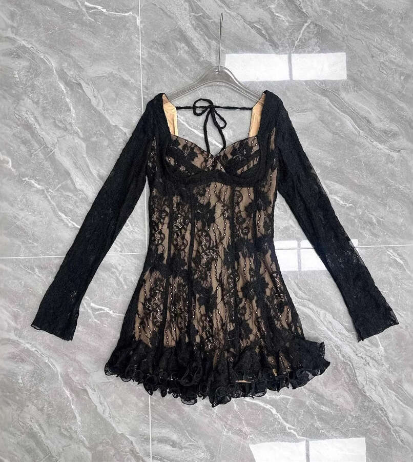 2026 Spring/Summer New Collection: Niche Sexy Low cut Square Neck Lace Petite Social Celebrity Date Skirt A-line Mini Skirt