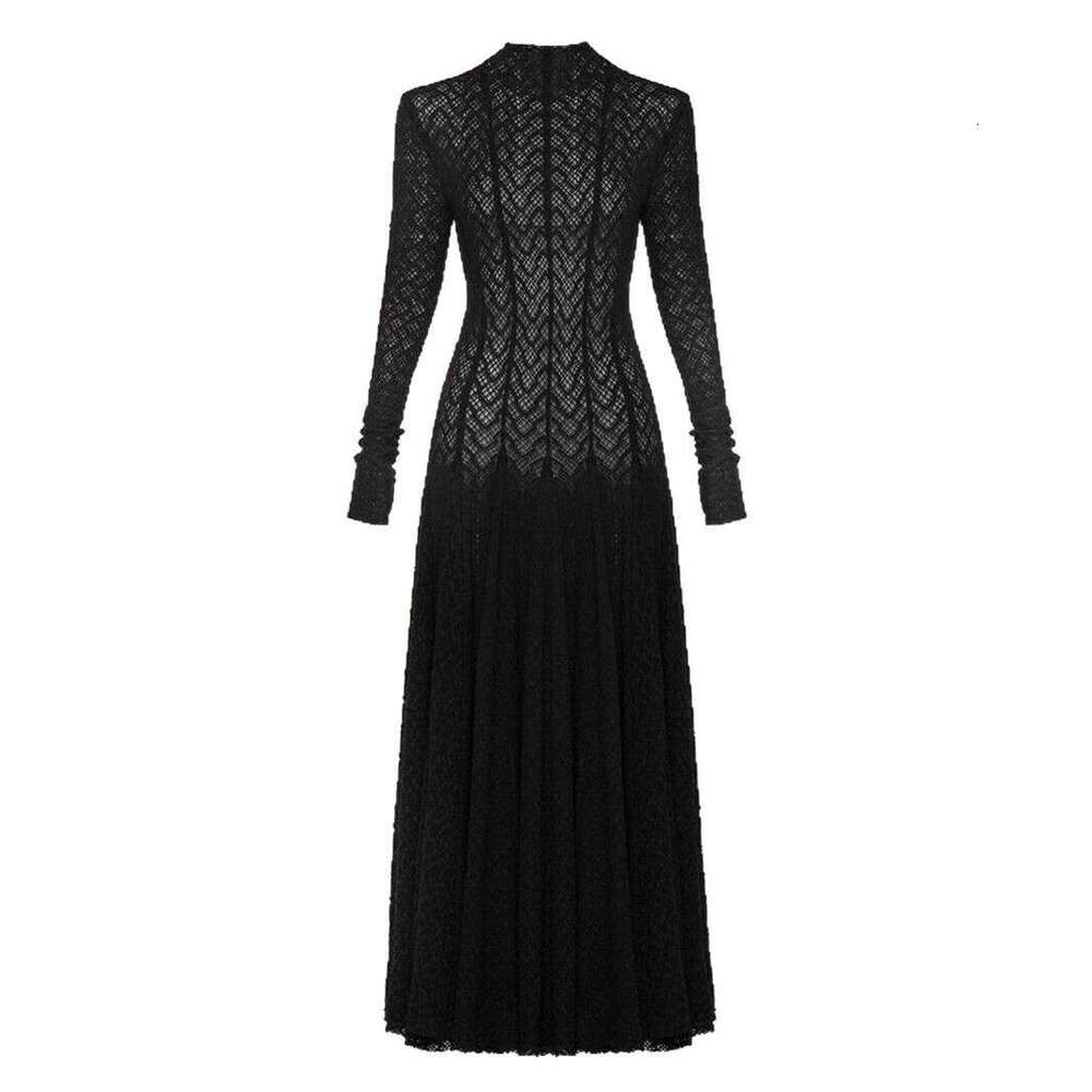 2026 Spring/Summer New Designer Style Graceful and Simple Solid Color Slimming Long Dress with Wide and Smooth Bottom