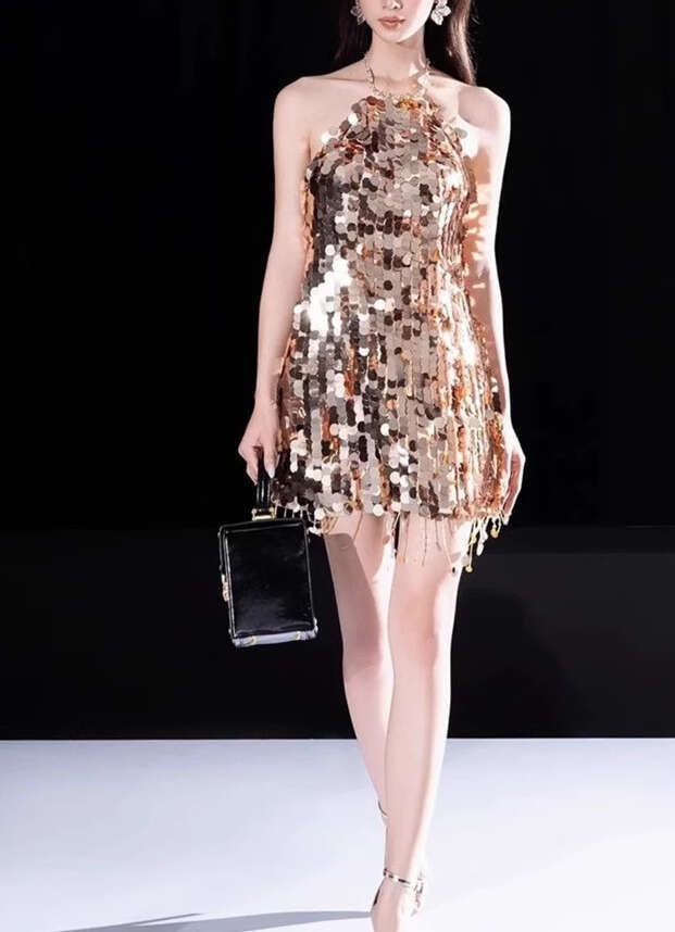 A1 2026 spring/summer new women's niche social celebrity sexy backless collar sequin party mini skirt