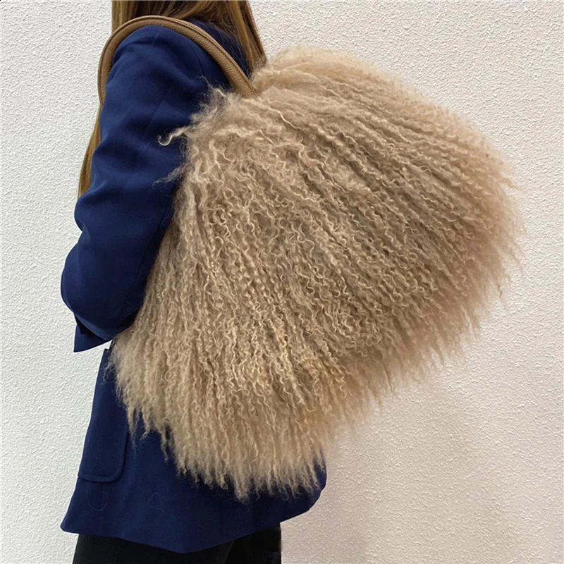 Fashionable y autumn winter Mongolian fur handbag large capacity plush bag highend womens 240906 4