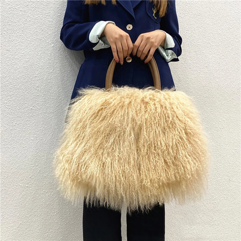 Fashionable y autumn winter Mongolian fur handbag large capacity plush bag highend womens 240906 4