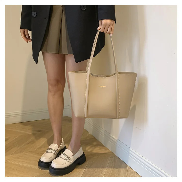 YOUDEYISI womens handbag simple and fashionable large capacity PU portable single shoulder messenger bag 240910 242f 4