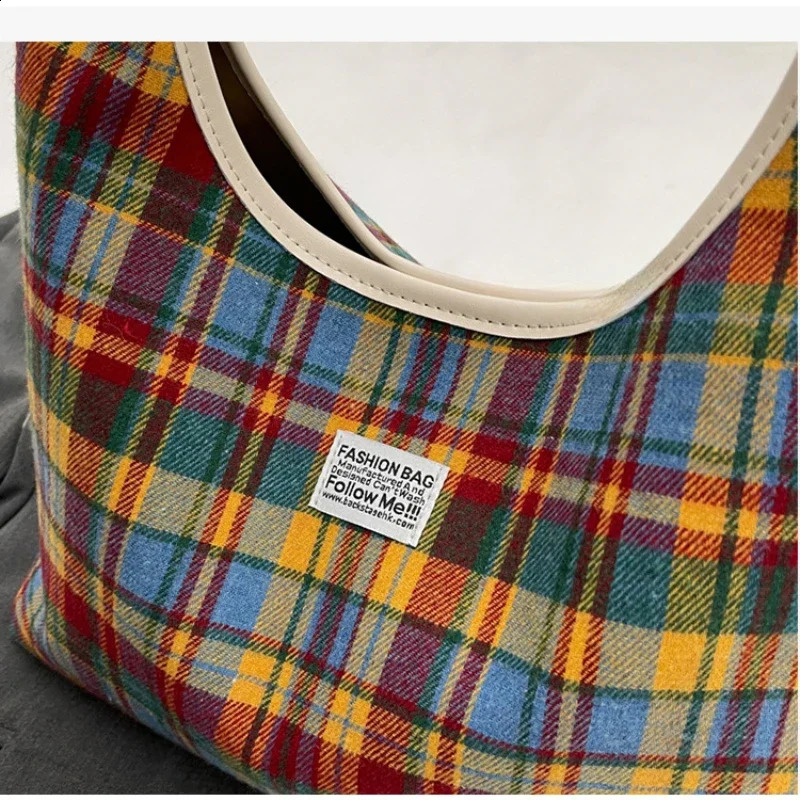 3 Retro contrast plain weave large capacity womens underwear bag fashion handbag single shoulder 240919 4