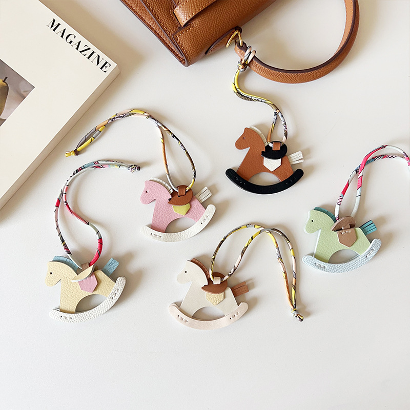 Designer Little Horse Charm Hand Made Sheepskin Leather Bag Pendant Keychian Birthday Gifts Handbag Accessories