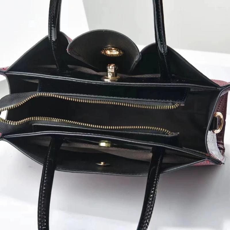 Totes Fashion Alligator Women Handbags European Design Patent Leather Ladies Shoulder Bags Female Girl Crossbody Bag