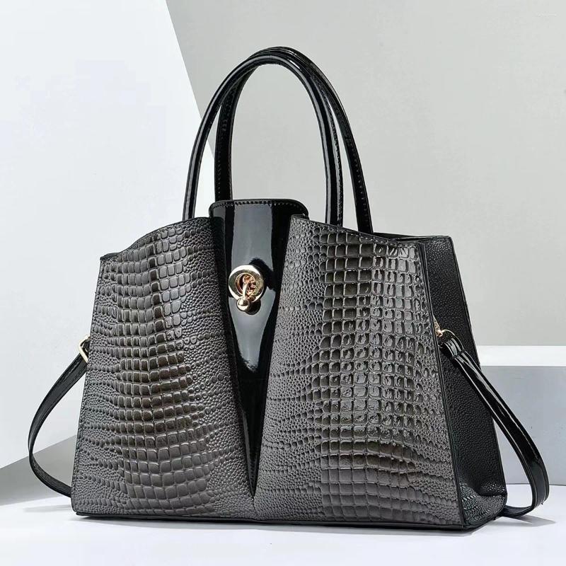 Totes Fashion Alligator Women Handbags European Design Patent Leather Ladies Shoulder Bags Female Girl Crossbody Bag