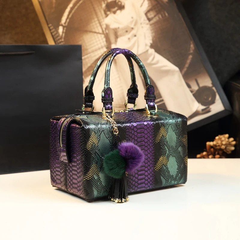 3 Fashion Genuine Leather Women handbag mother Serpentine portable shopping bag female charm shoulder square Hard box bags 240816 4