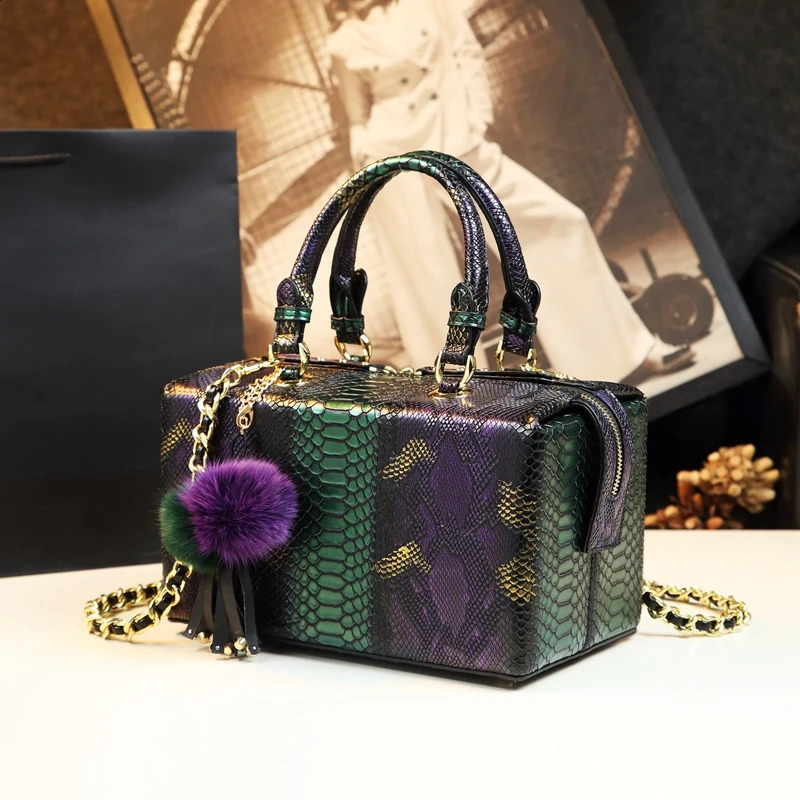 3 Fashion Genuine Leather Women handbag mother Serpentine portable shopping bag female charm shoulder square Hard box bags 240816 4