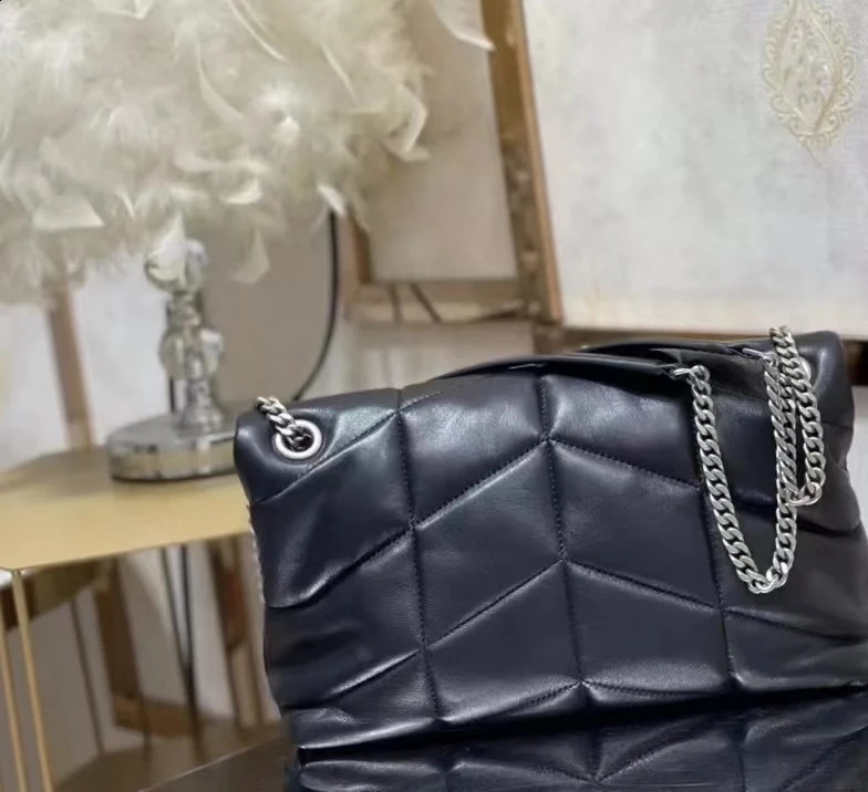 3 YS Classic and Fashionable Big Chain gge Small Square Single Shoulder Crossbody for leather 240820 4