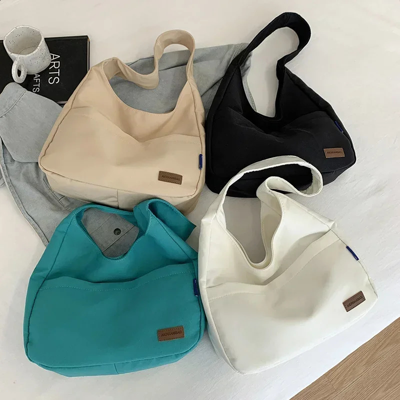3 Womens Large Capacity Casual Nylon Shoulder Handbag with Simple Daily Leisure Texture Magnetic Button 240820 4