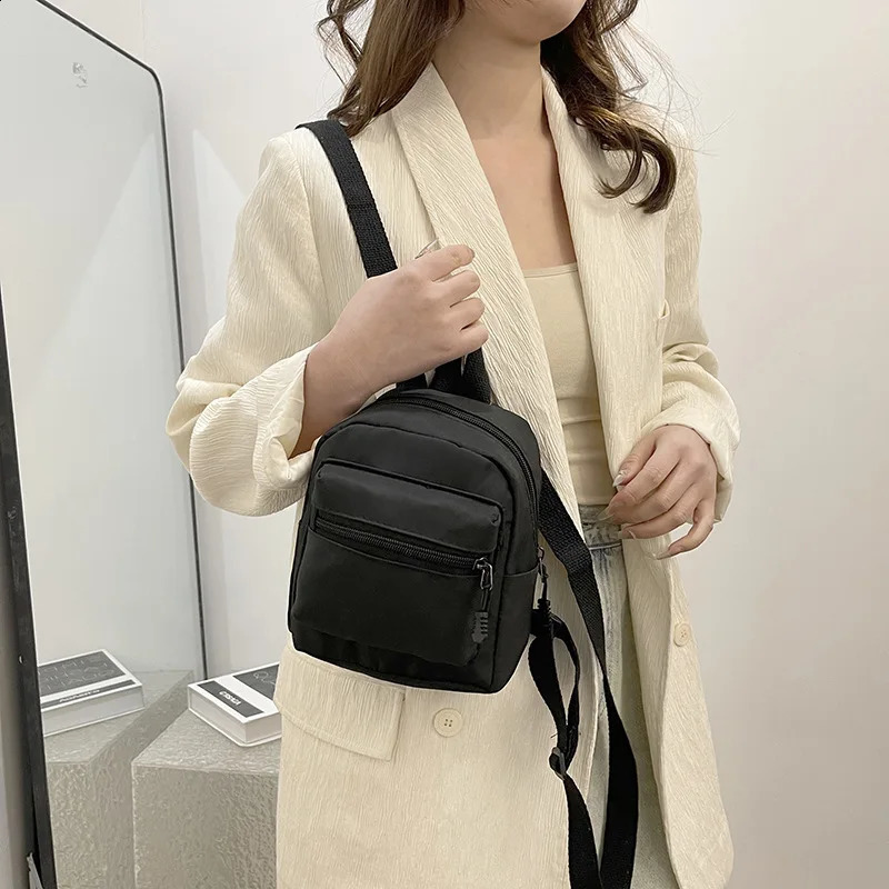 Mini trend nylon womens small bag white Rucack teenage girls fashion casual backpack 240827