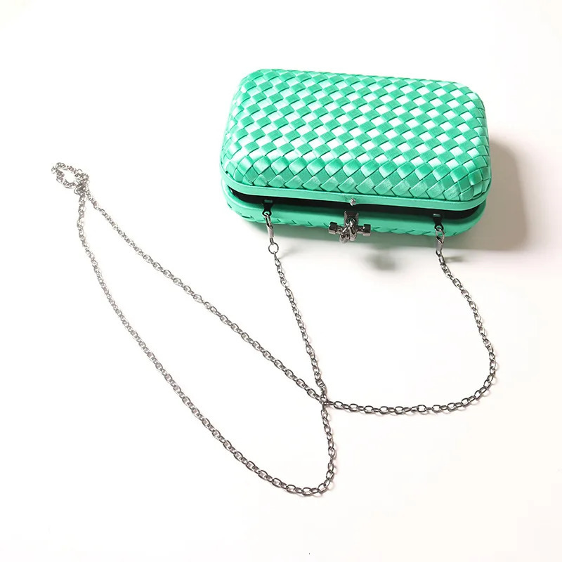 Women Evening Bags Fauxed Silk Clutch Casual Banquet Handbag Chain Small Purses Female Shoulder Crossbody Bag for Party 240315 588c 4