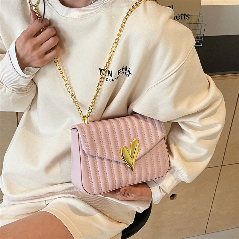 Heart Hasp Chains Solid PU Shoulder High Quality Simple Versatile Crossbody Bags for Women 2024 Fashion Designer New Style