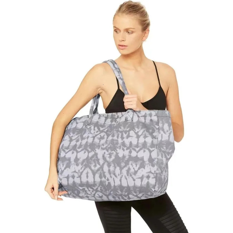 3 Womens Yoga Exercise Handbag Notebook Travel Gym Handheld Bag Sports Academy Large Size Grey 240926 4