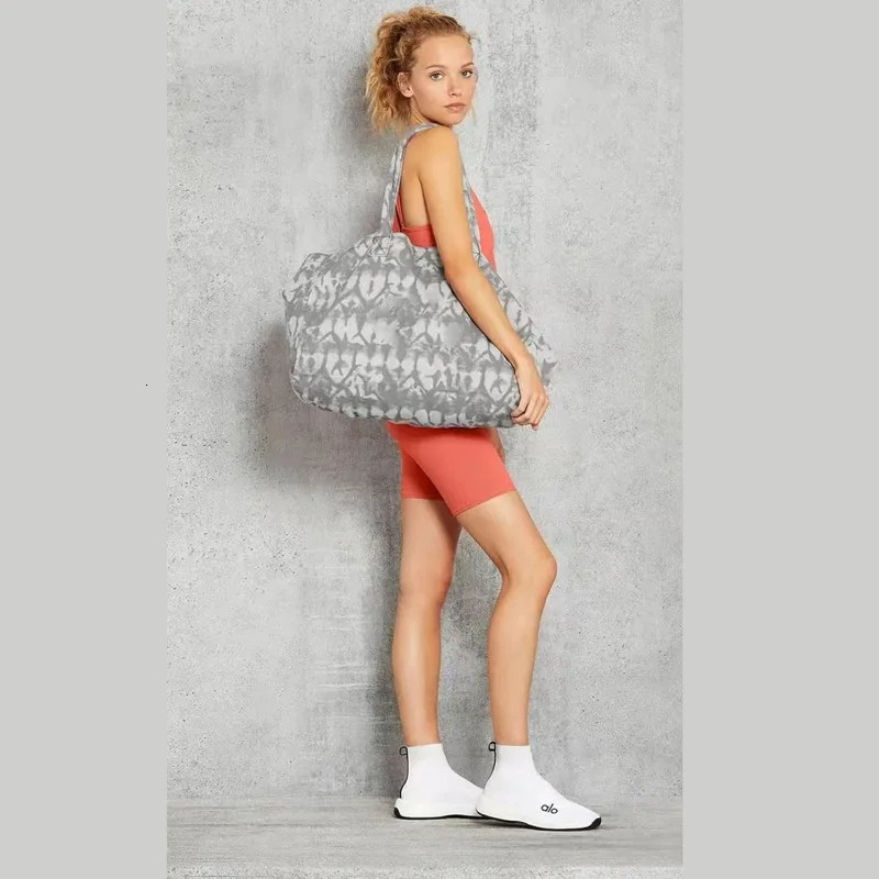 3 Womens Yoga Exercise Handbag Notebook Travel Gym Handheld Bag Sports Academy Large Size Grey 240926 4