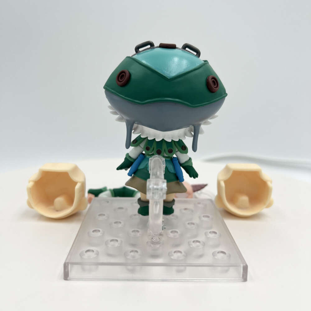 Mascot Costumes #1888 Made in Abyss Prushka Anime Figure #1959 Faputa Action Figure #1054 Riko #1053 Reg Figurine Collectible Model Doll Toys