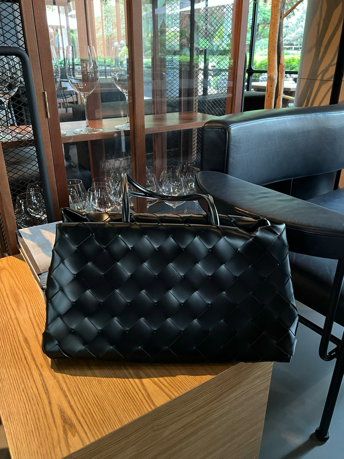 Leather Woven Women's Shoulder Bag Fashionable Large Capacity Armpit Bag Autumn New Designer Bag Niche Trend design Versatile Tote Bag Handbag