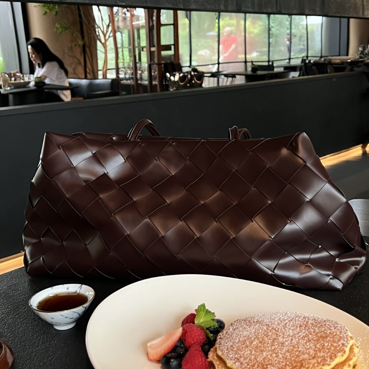 Leather Woven Women's Shoulder Bag Fashionable Large Capacity Armpit Bag Autumn New Designer Bag Niche Trend design Versatile Tote Bag Handbag