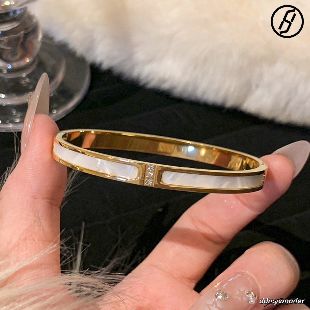 2025 New Designer Necklace For Women Original Jewelry Gold Titanium Steel Zircon Couple Light Bracelet
