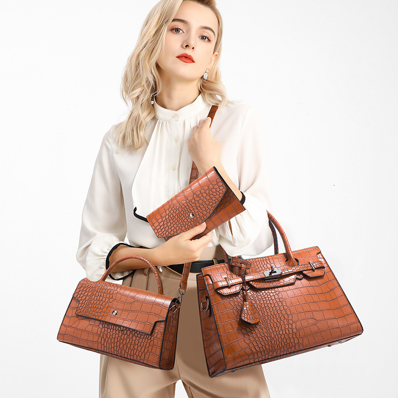 2024 New Autumn/Winter Crocodile Pattern Handbag Fashionable Trendy Diagonal Straddle Large Capacity Three Piece Set Mother Bag