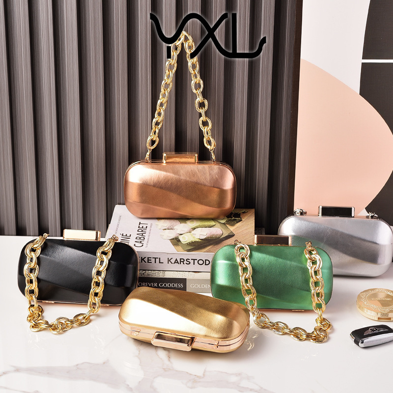 New Metal Textured Banquet Silver Glossy Leather Party Chain Bride Evening Dress Bag