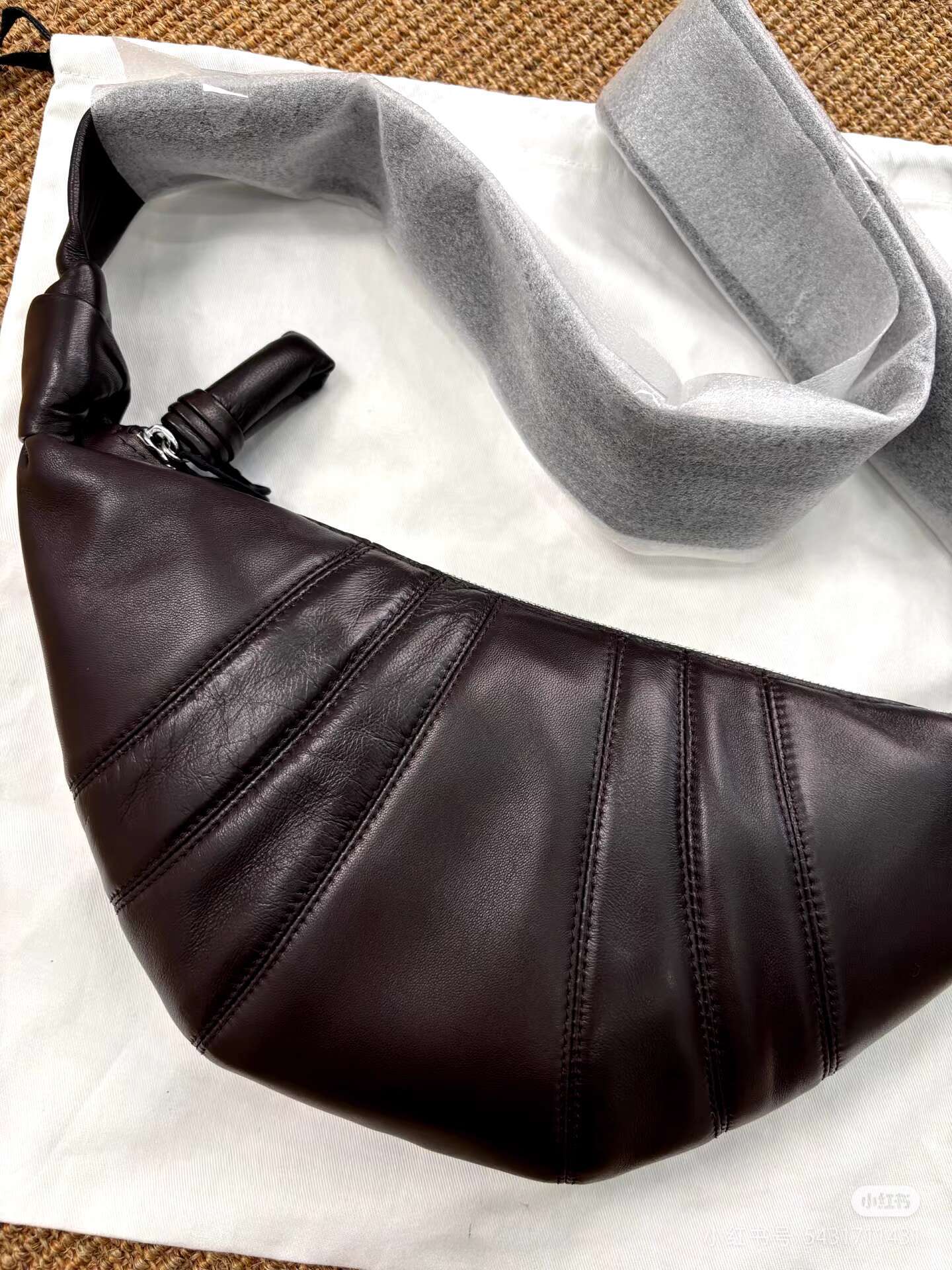 24 New Cow Horn Buns, Croissants, Women's Crossbody Bags, Sheepskin High Texture, Niche Lazy Style Dumpling Buns