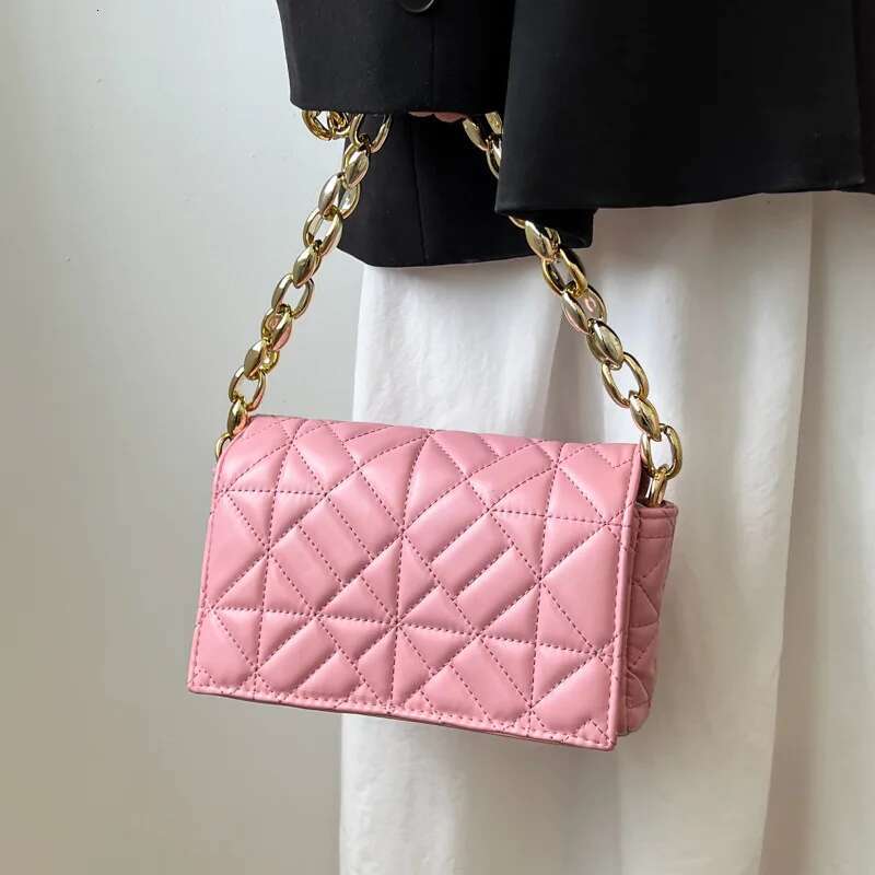 Fashion Plaid Shoulder Bag Thick Chain Underarm Bags For Women Brand Designer Handbags And Purses Ladies Crossbody Shoulder Bags