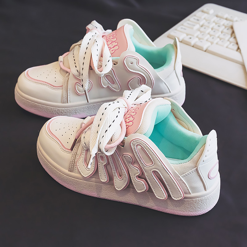 Designer casual shoes Cherry Blossom Pink White Sneakers for Women 2025 New Versatile Casual Women's Niche Thick-Soled Bread Ins Trend Shoes