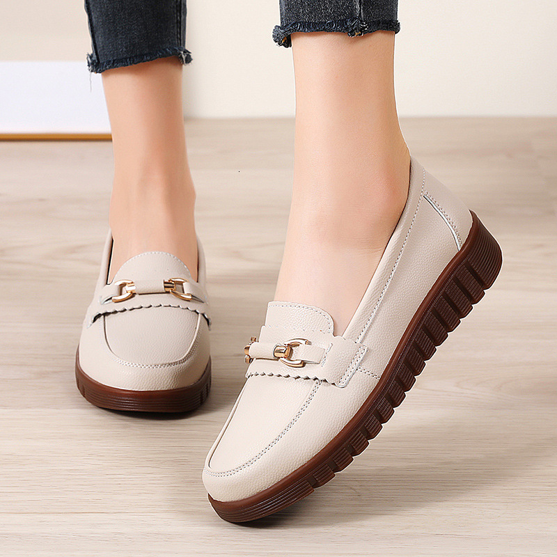 Designer Cross border plus size 2025 new spring single shoes for women, stylish and versatile mother shoes for women, fashionable soft soled casual wo