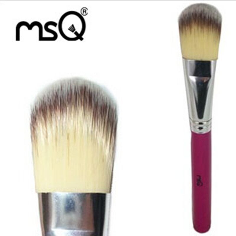 Foundation Application Brush vs. Beauty Blender vs. Silicone Sponge