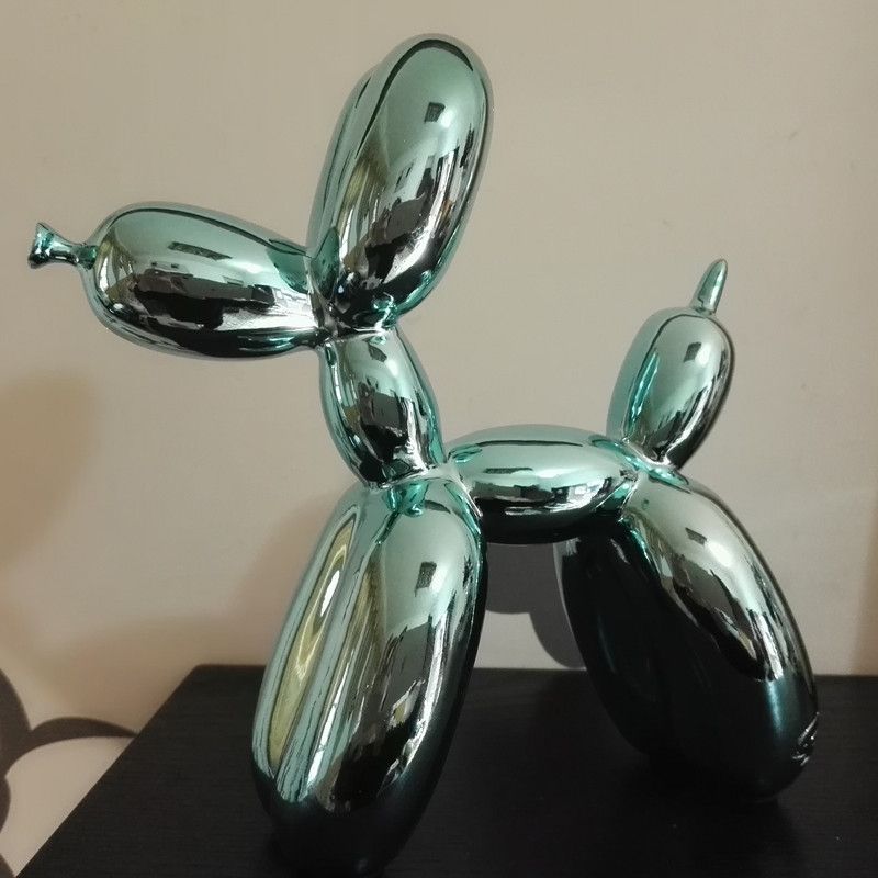 balloon dog ornament very