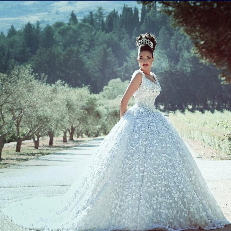 2016 Kuwait Flowers Wedding Dresses Scoop Wedding Dress Beading Ball