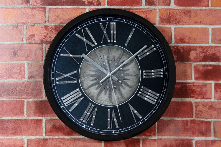 European Retro 3d Metal Rivet Roman Numerals Wall Clock,Metallic Titan