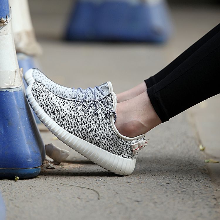 Adidas Yeezy Boost 350 v2 'Bred' Pre Release Megathread 2/11/17