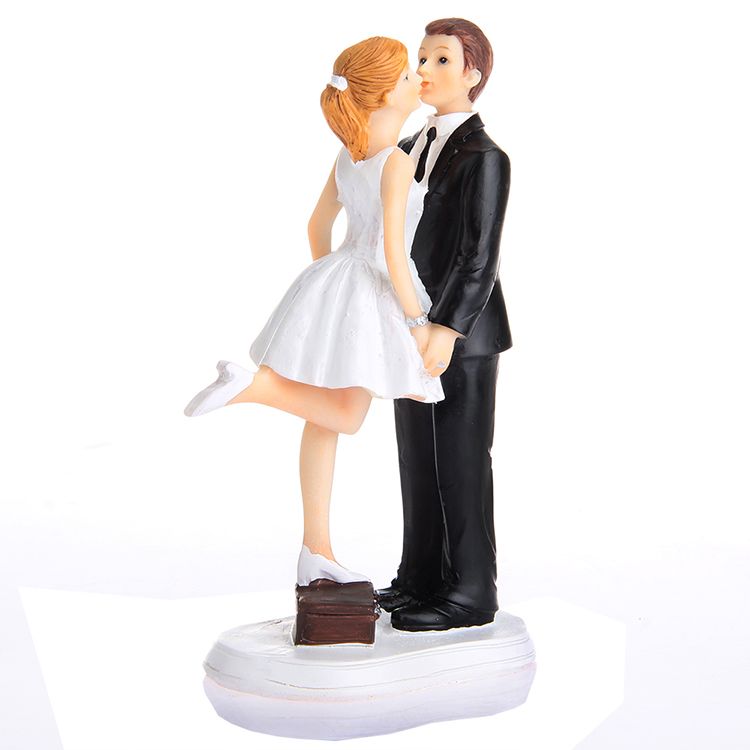 A Kiss And We Re Off Cake Topper A Kiss And We Re Off Cake Topper