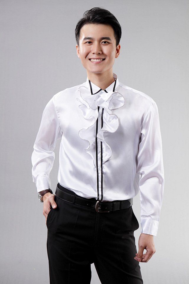 2015 White Satin Mens Prom Shirts With Ruffles Tuxedos Shirts Normal