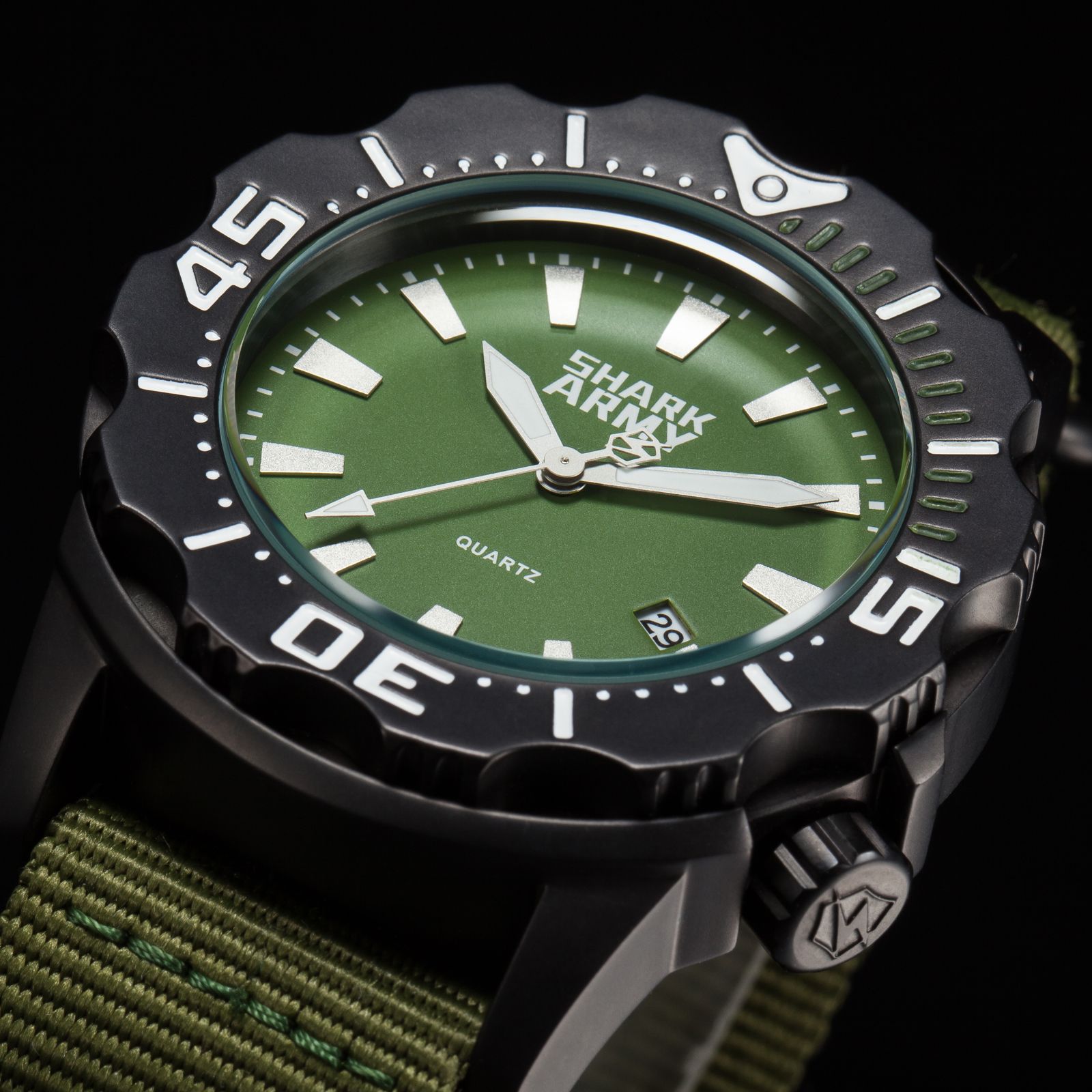 Shark Army 100m Waterproof Surfing Auto Date Full Steel Green Nylon