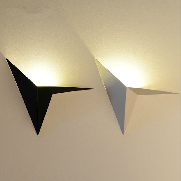 Modern Creative Iron Art Wall Lamp White Black Wall Lamp Modern Style