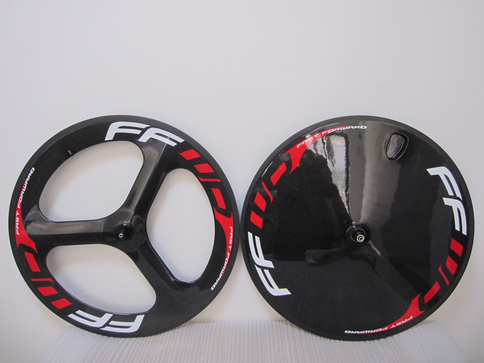 700c disc wheel
