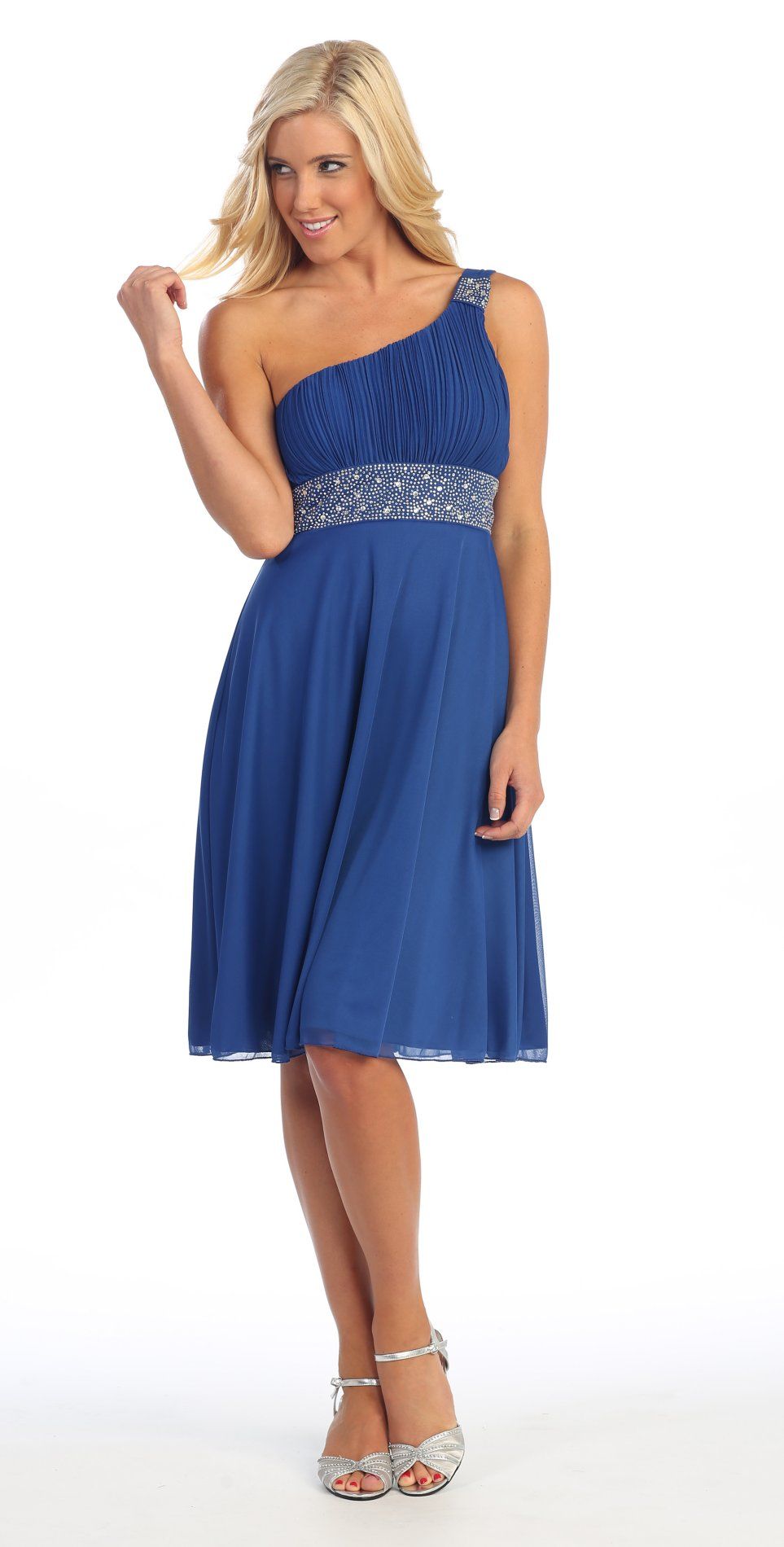 Clothes you'll love from stylists who really listen Even in a shopping mecca like New York City, stores that cater to plus-size women can be few and far between. While department stores and plus-size-specific boutiques carry larger sizes, the search for on-trend items inspired by magazines and the runways can be a total pain in the ass.
