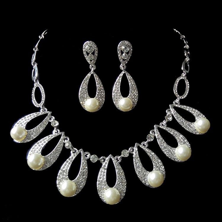 New Simple&Fashion Waterdrop Pearl With Crystal Necklace And Earring