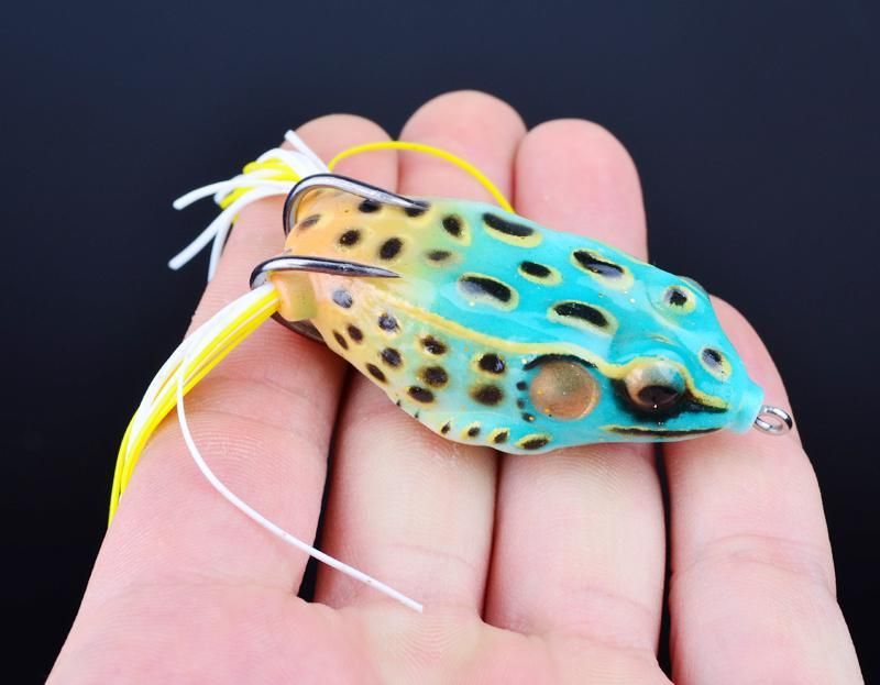 AAA ABS Plastic Minnow Frog Catfish Lure 2 Hooks Fishing Bass Bait 5