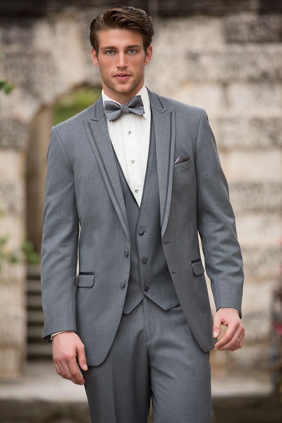 2015 Moda Negro Moderna Corbata de Moño Clásico Gris Satinado Novio de Esmoquin Hombres Trajes Conjunto