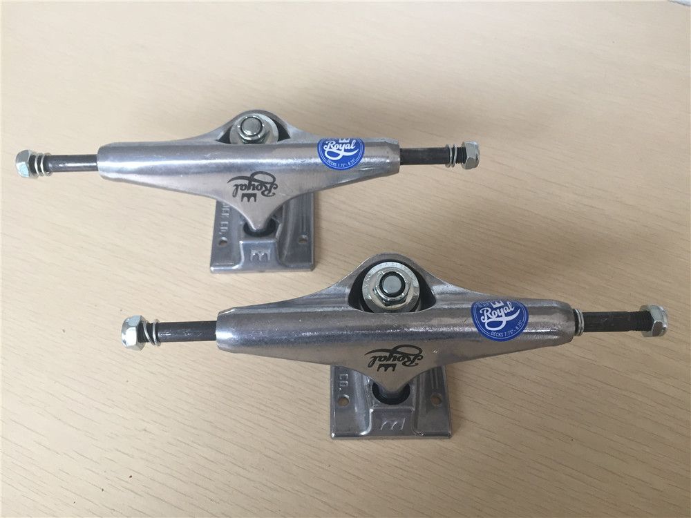 2017 2015 Pro Skateboard Trucks 5.25 Brand Royal Trucks For Skate Board