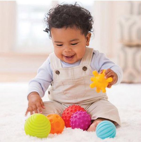 What Age Can Babies Grasp Toys at Ruth Fajardo blog